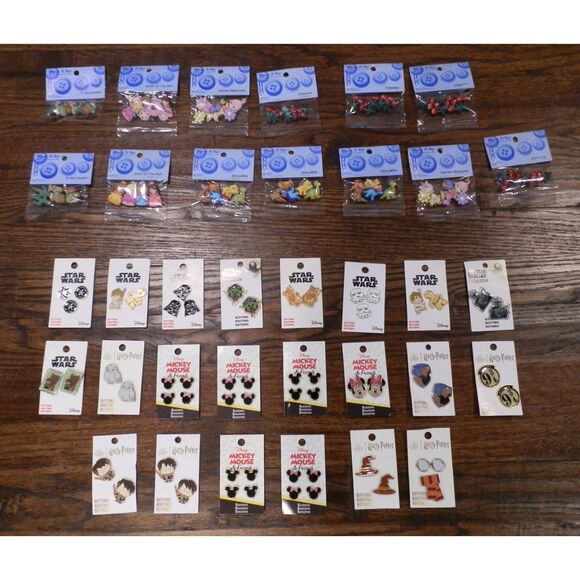 Dress it Up Disney Star Wars Harry Potter Button Lot of 35 New in Bags - Picture 1 of 3